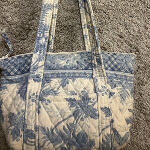 Blue Toile Vera Bradley Quilted Bag 11in across 9in tall straps 10in